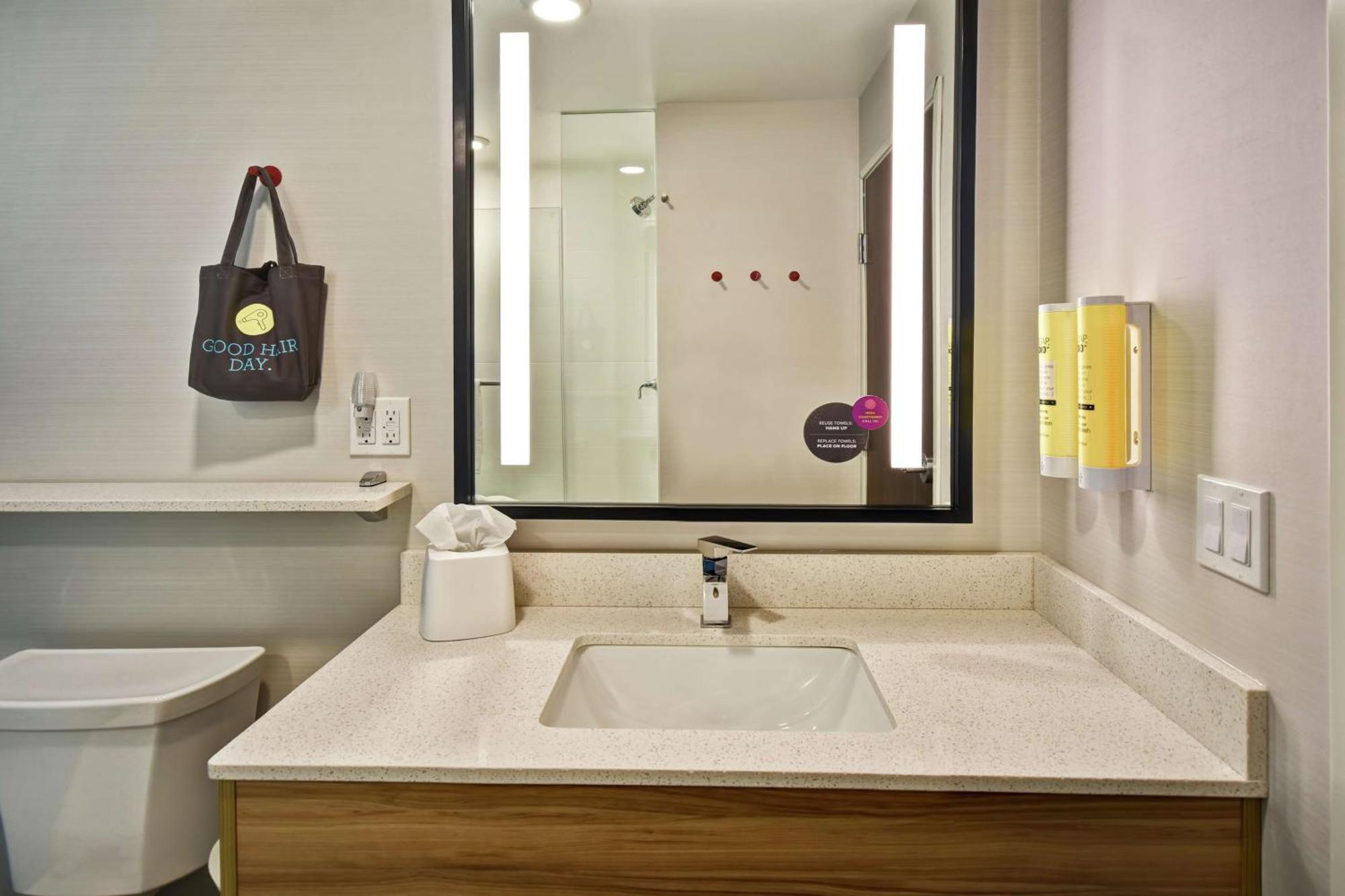 Tru By Hilton Fort Wayne Dış mekan fotoğraf